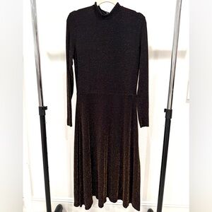NWT H&M Glittery Sparkle Black/Gold Midi Jersey Dress
Women's size Medium